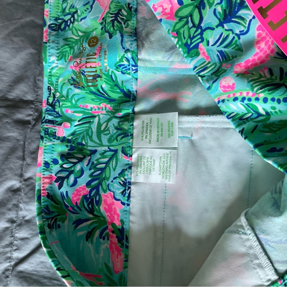 NWT Lilly Pulitzer Luxletic Tropical Print Shorts - Picture 6 of 7